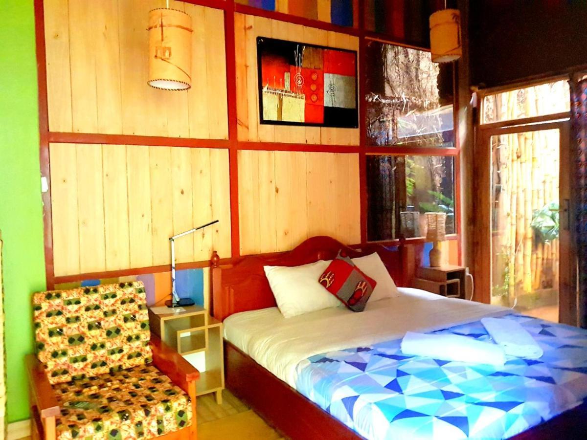 Yambi Guesthouse Kigali Zewnętrze zdjęcie